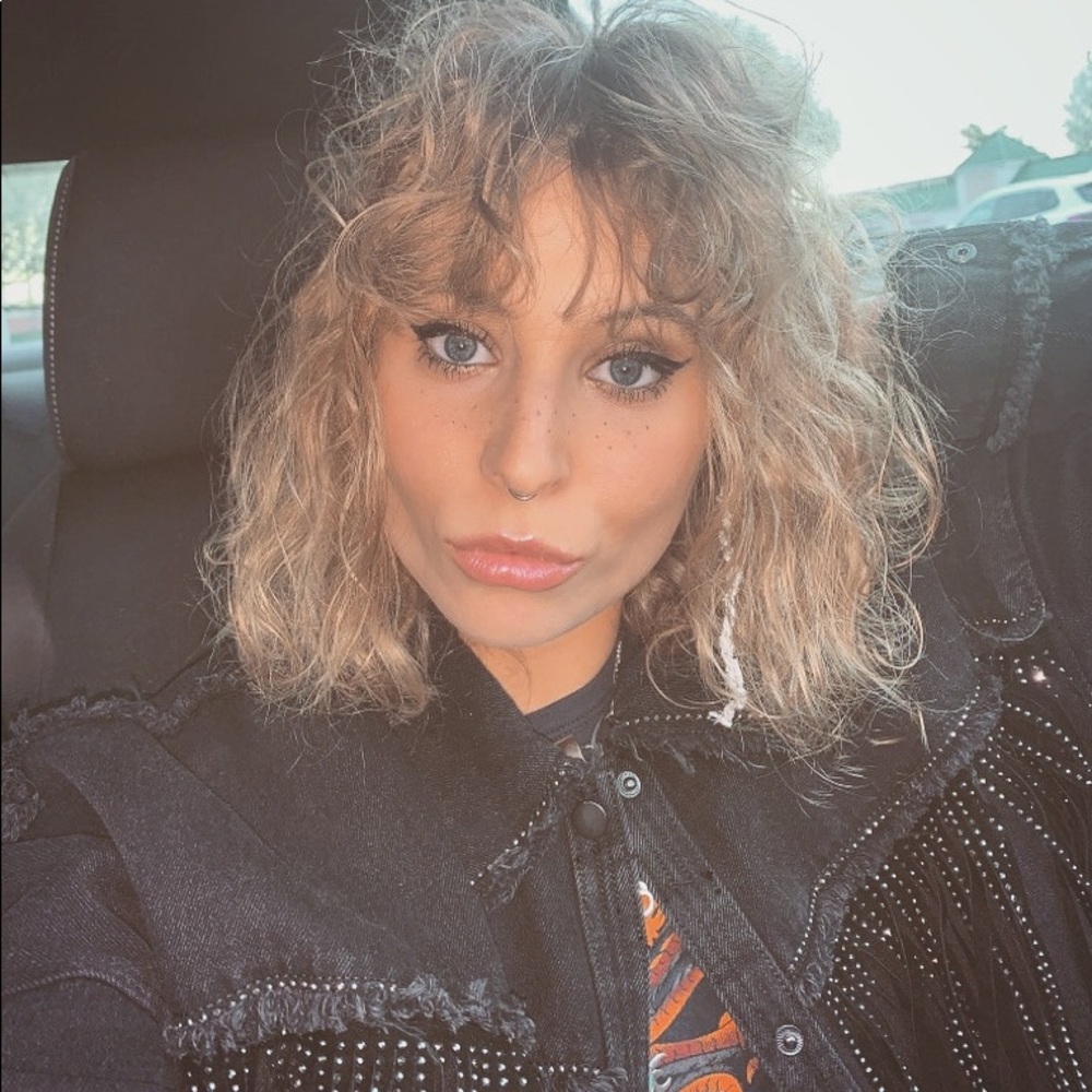 Meet your Posher, Sarah